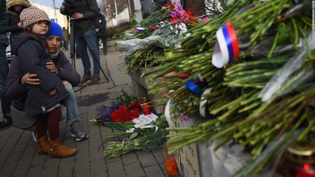 151114033749-11-paris-attack-reaction-1114-super-169
