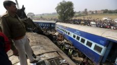 Resque works is in full swing after Patna Endore exxpress derail at pukhrayan village near kanpur on sunday.Express photo by Vishal Srivastav 20.11.2016