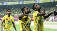 C K Vineeth of Kerala Blasters FC celebrates a goal with his teammates during match 56 of the Indian Super League (ISL) season 3 between Kerala Blasters FC and NorthEast United FC held at the Jawaharlal Nehru Stadium in Kochi, India on the 4th December 2016. Photo by Vipin Pawar / ISL / SPORTZPICS